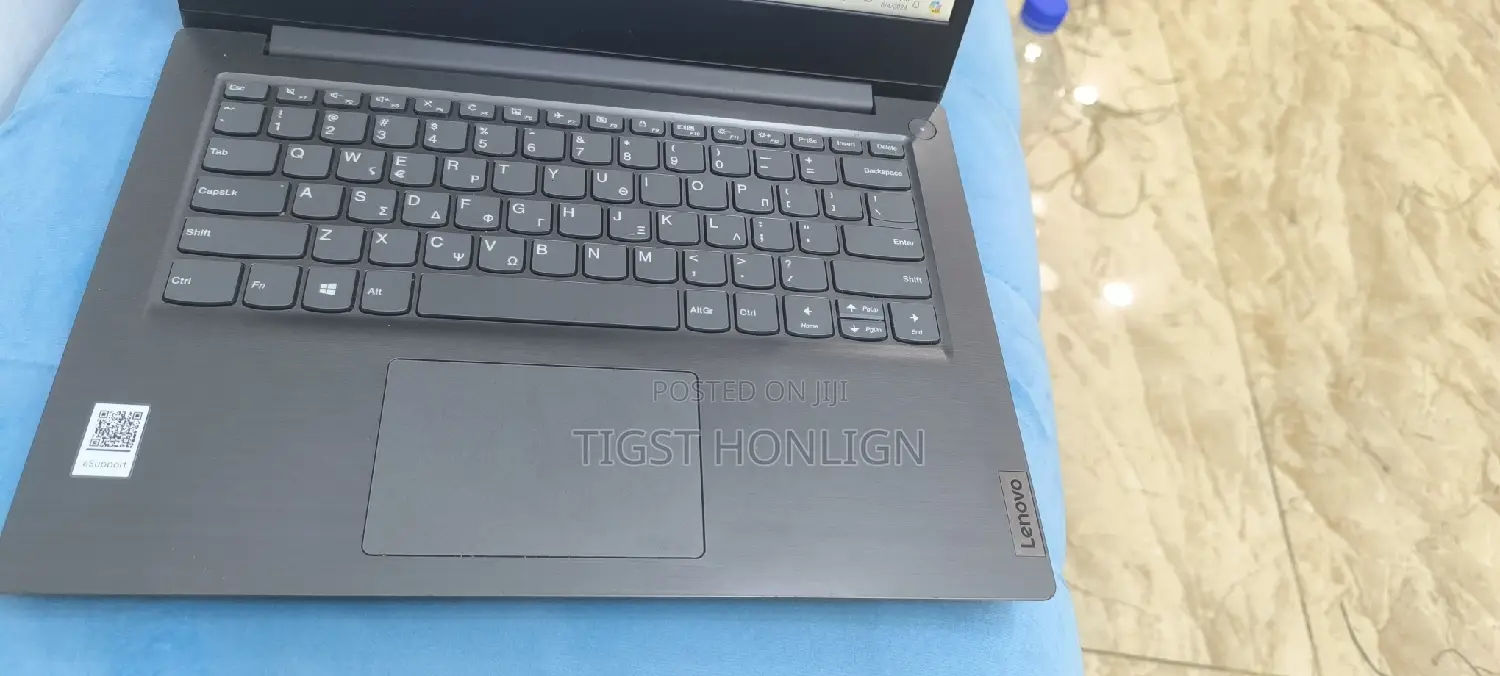 New Laptop Lenovo Ideapad 3 8GB Intel Core I3 SSD 256GB