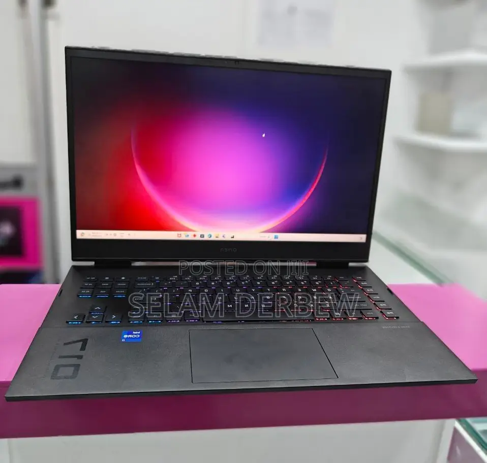 New Laptop HP Omen 17 16GB Intel Core I7 SSD 1T