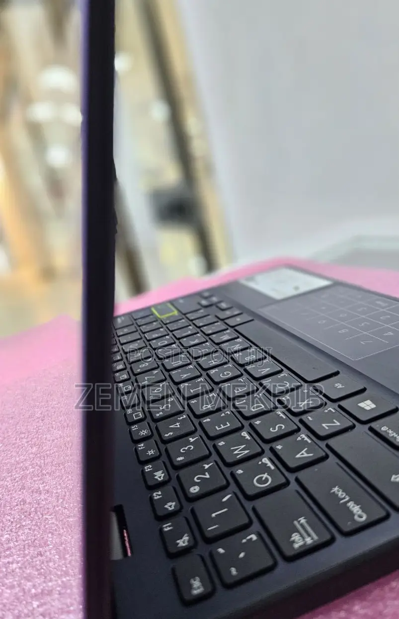 New Laptop Asus 4GB Intel Core I3 SSD 256GB