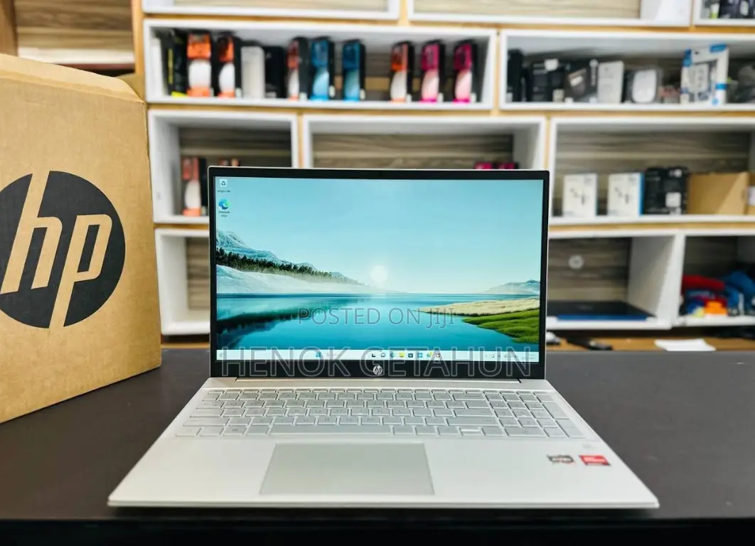 New Laptop HP Pavilion 15 16GB AMD Ryzen 5 SSD 512GB