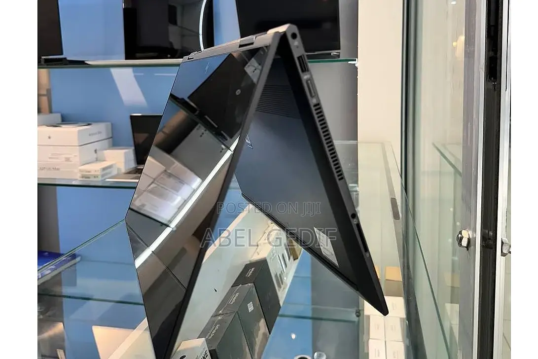 New Laptop HP Envy X360 16GB AMD Ryzen 5 SSD 512GB
