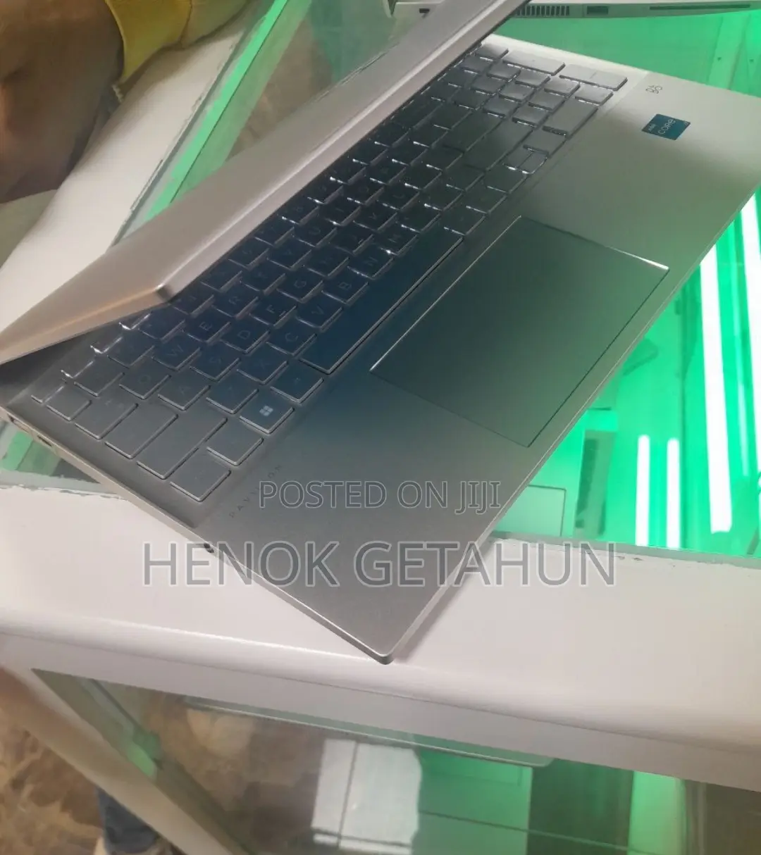 New Laptop HP Pavilion 15 16GB Intel Core I7 SSD 1T