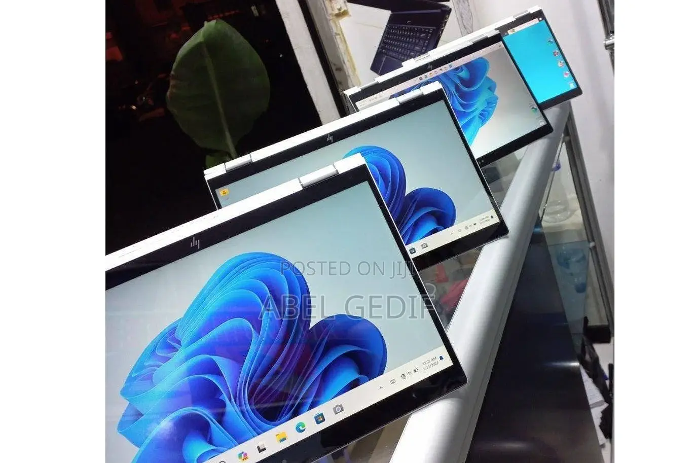 New Laptop HP EliteBook X GB Intel Core I7 SSD 512GB