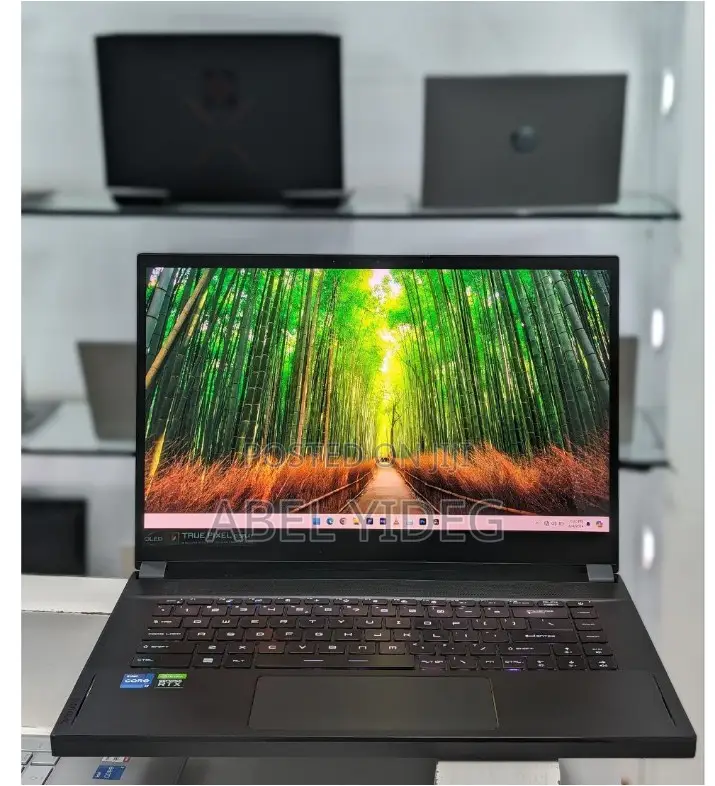 New Laptop MSI 16GB Intel Core I7 SSD 1T