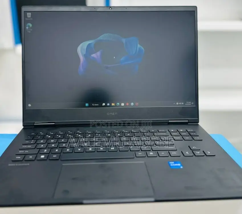 New Laptop HP Omen 16 16GB Intel Core I5 SSD 512GB
