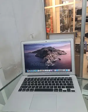 New Laptop Apple MacBook Air 2015 8GB Intel Core I5 SSD 128GB