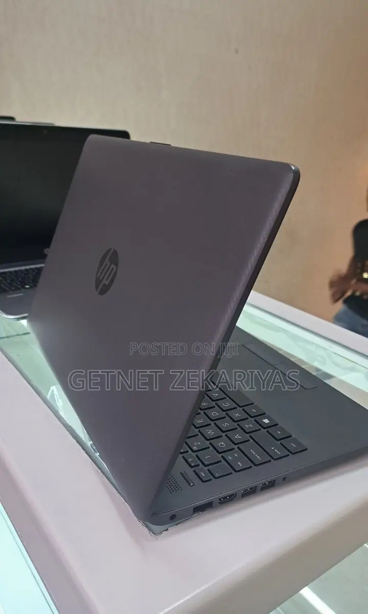 New Laptop HP Stream Notebook 8GB Intel Core I5 HDD 1T