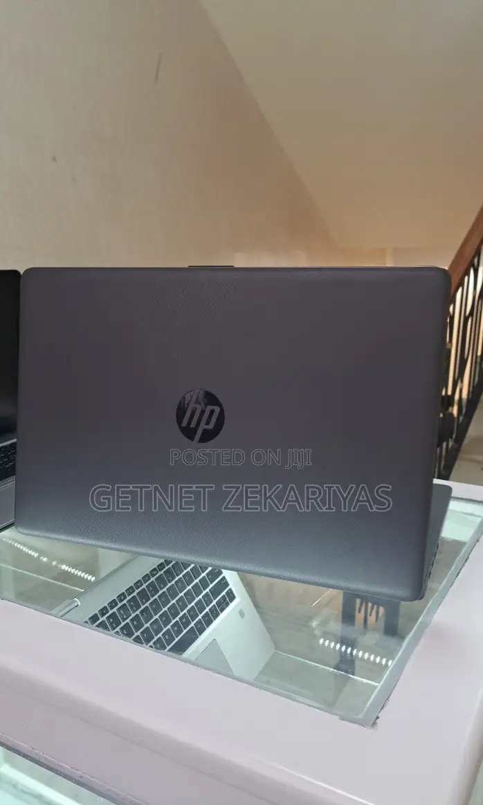 New Laptop HP Stream Notebook 8GB Intel Core I5 HDD 1T