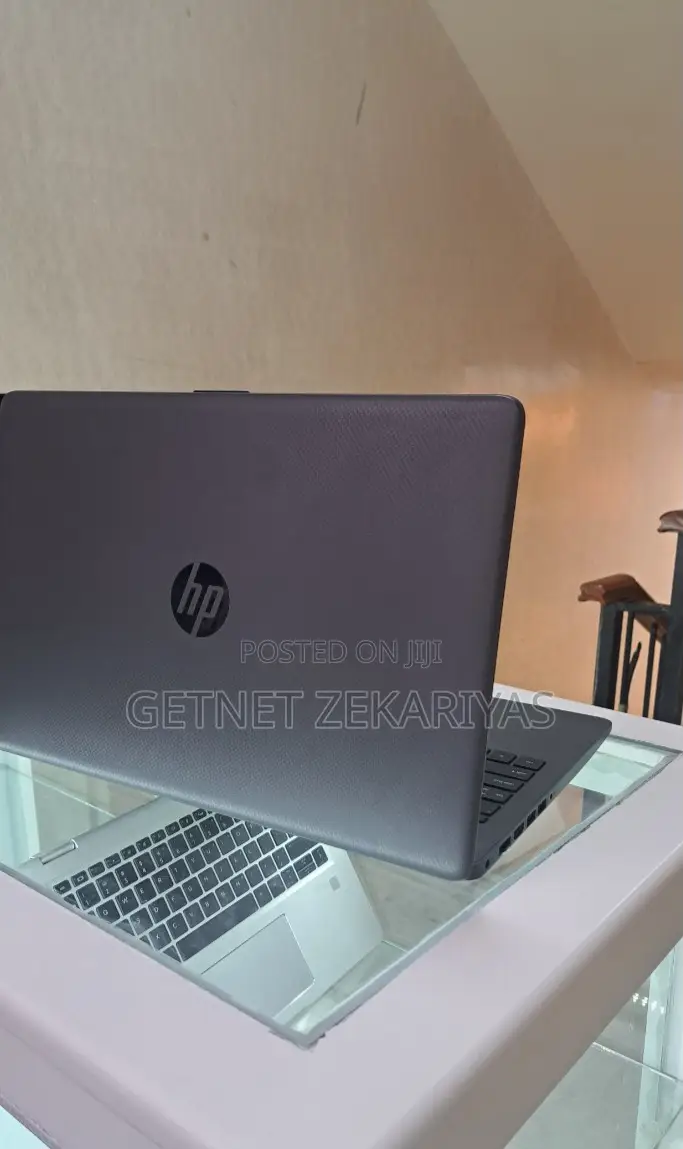 New Laptop HP Stream Notebook 8GB Intel Core I5 HDD 1T