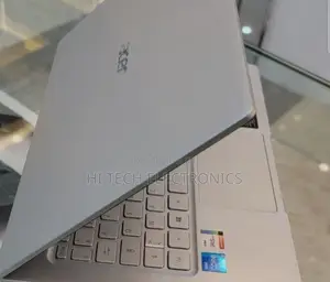 New Laptop Acer Swift 3 8GB Intel Core I5 SSD 512GB