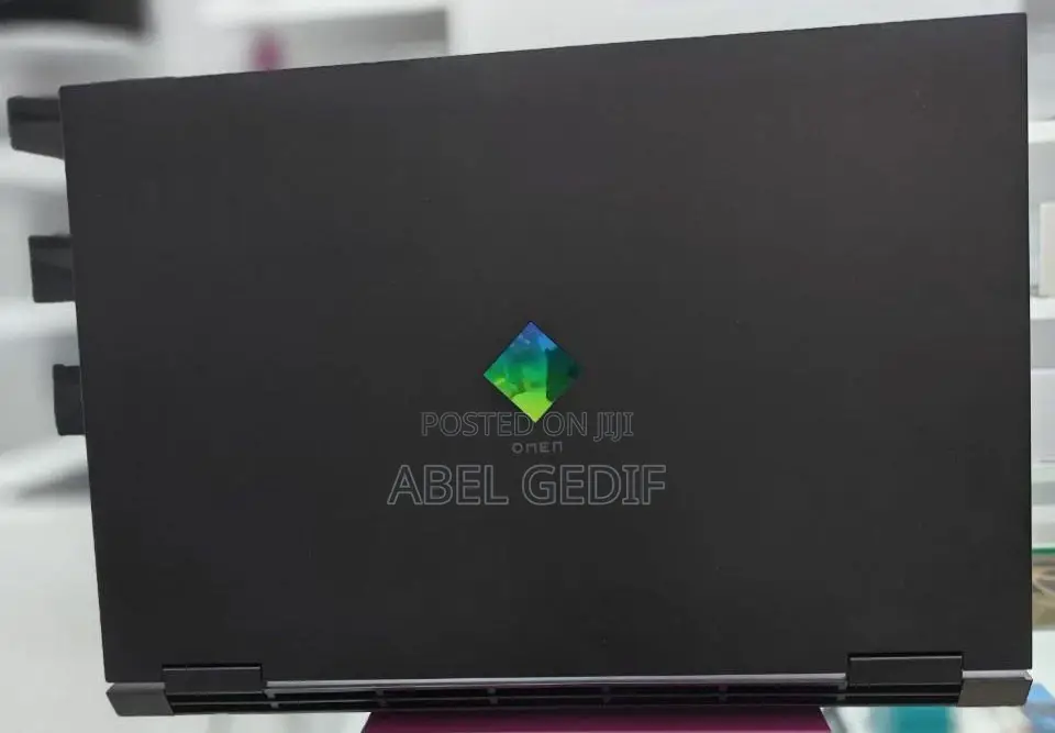 New Laptop HP Omen 17 16GB Intel Core I7 SSD 1T