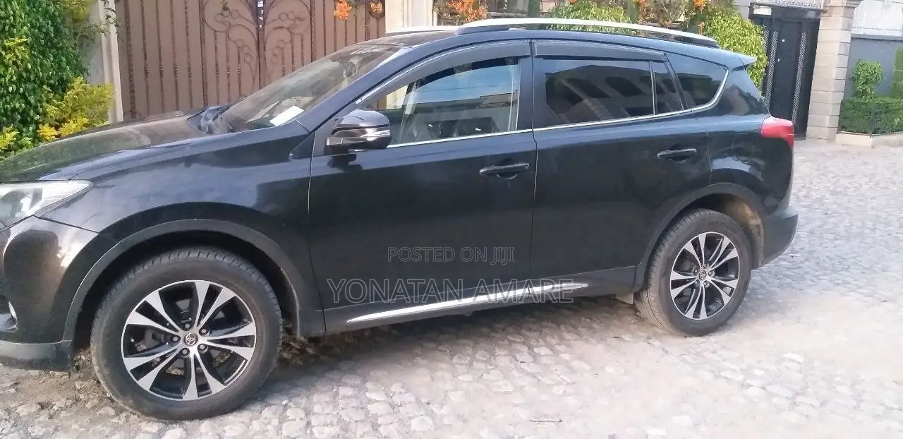 Toyota RAV4 2016 Brown