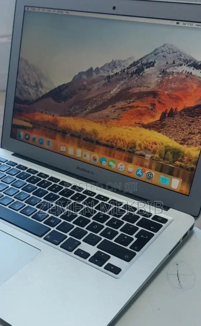 New Laptop Apple MacBook Air 2015 4GB Intel Core i5 SSD 128GB