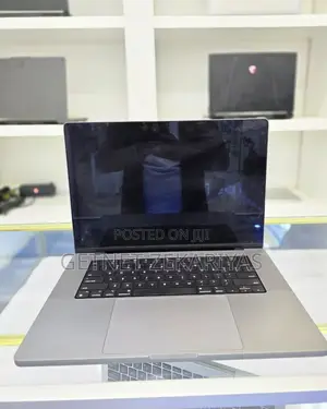 New Laptop Apple MacBook Pro 2019 32GB Intel Core I9 SSD 1T