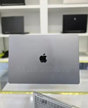 New Laptop Apple MacBook Pro 2019 32GB Intel Core I9 SSD 1T
