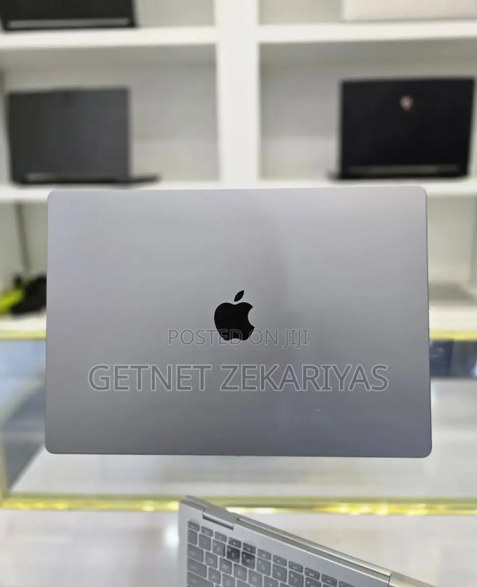 New Laptop Apple MacBook Pro 2019 32GB Intel Core I9 SSD 1T