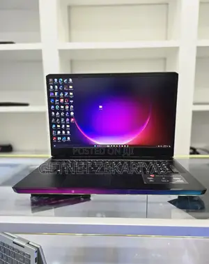 New Laptop MSI GE75 Raider 11UH 16GB Intel Core I7 SSD 1T