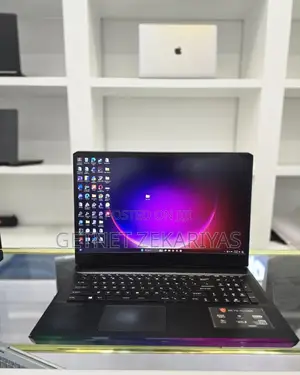 New Laptop MSI GE75 Raider 11UH 16GB Intel Core I7 SSD 1T