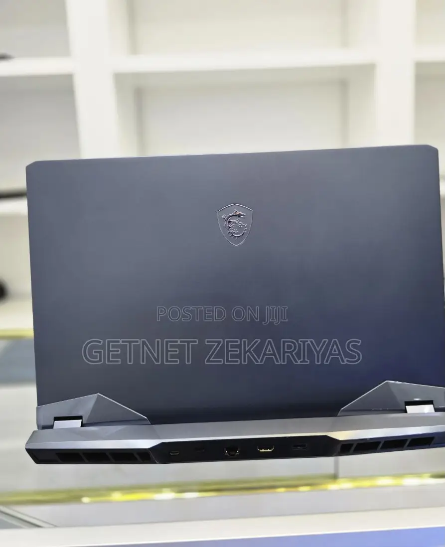 New Laptop MSI GE75 Raider 11UH 16GB Intel Core I7 SSD 1T