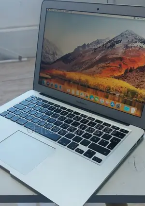 New Laptop Apple MacBook Air 2015 4GB Intel Core I5 SSD 128GB