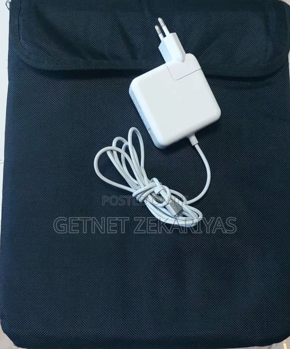 New Laptop Apple MacBook Air 2015 4GB Intel Core I5 SSD 128GB