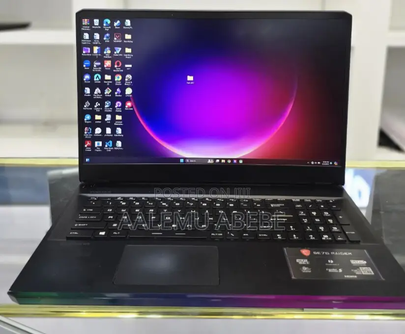 New Laptop MSI Raider GE76 12UGS 16GB Intel Core I7 SSD 1T