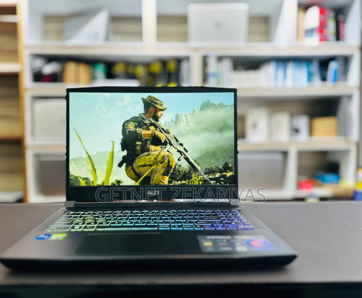 New Laptop MSI Katana 15 16GB Intel Core I7 SSD 512GB