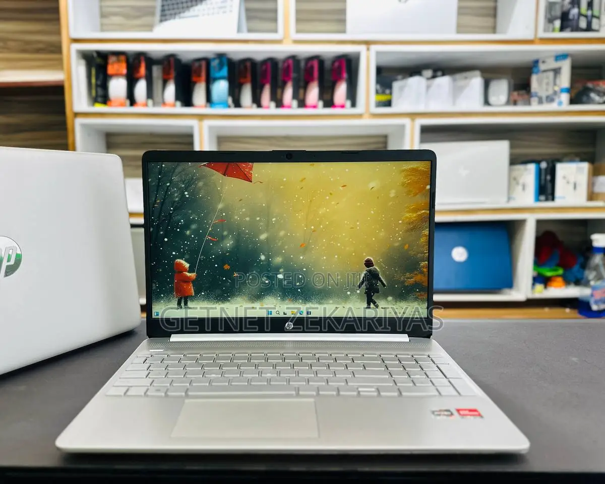 New Laptop HP Stream Notebook 8GB AMD Ryzen 3 SSD 512GB