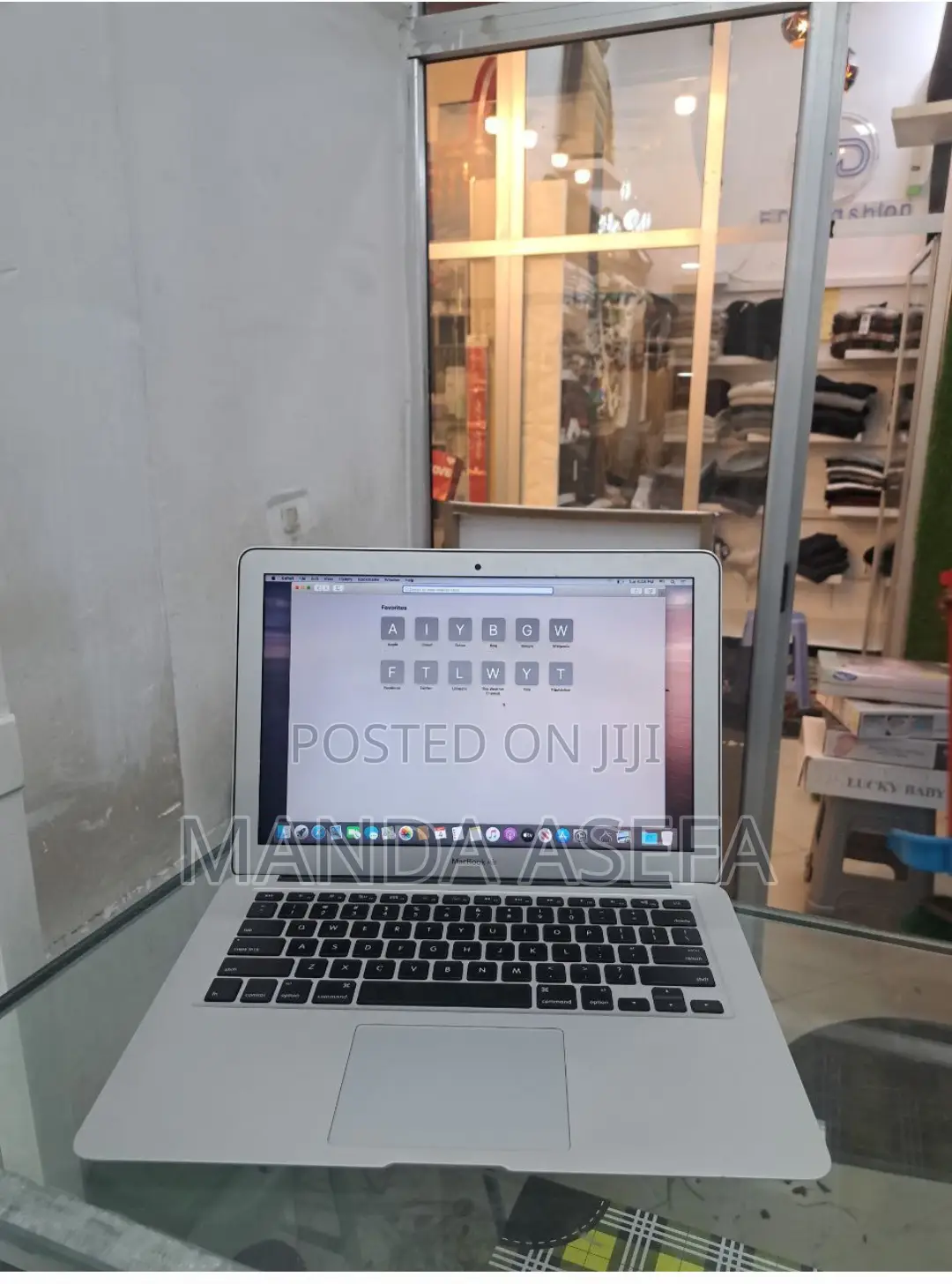 New Laptop Apple MacBook Air 8GB Intel Core I5 SSD 128GB