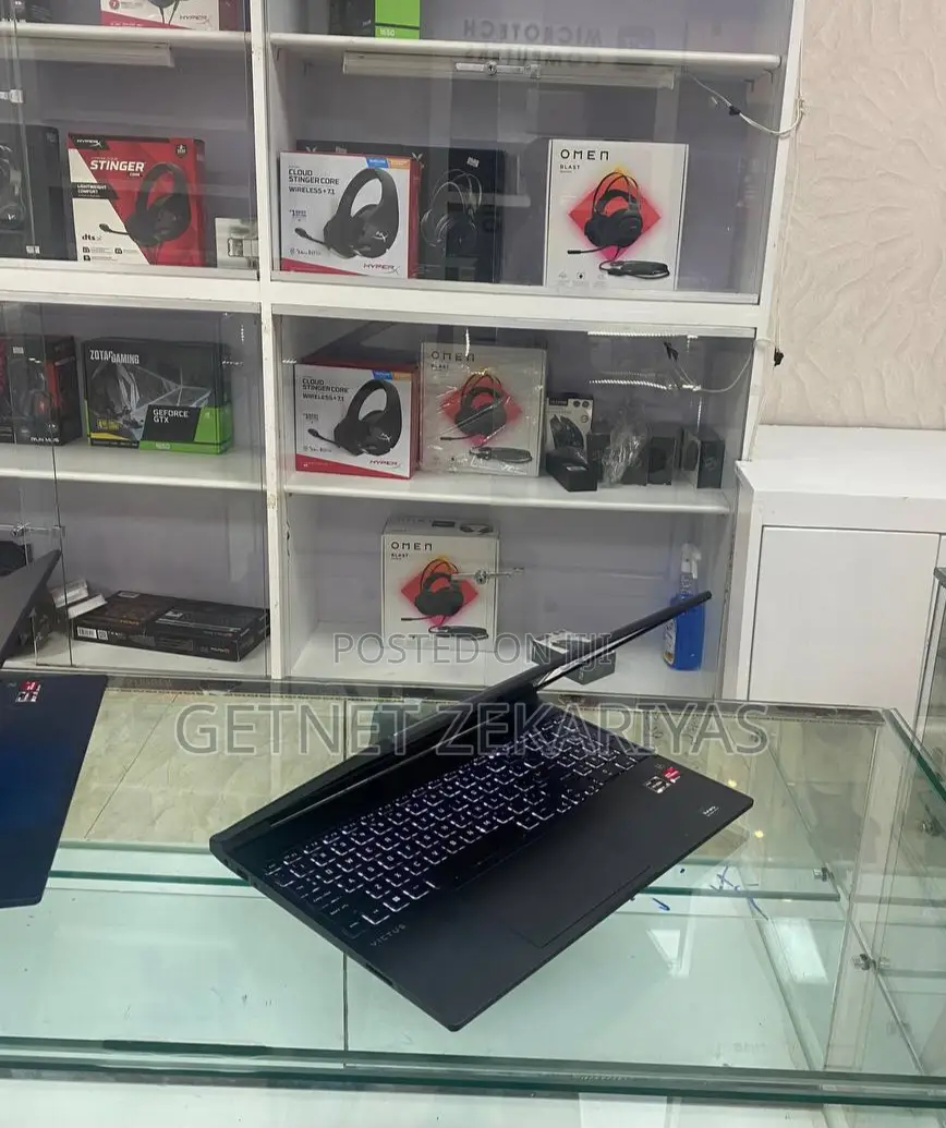 New Laptop HP Victus 15 8GB AMD Ryzen 5 SSD 512GB
