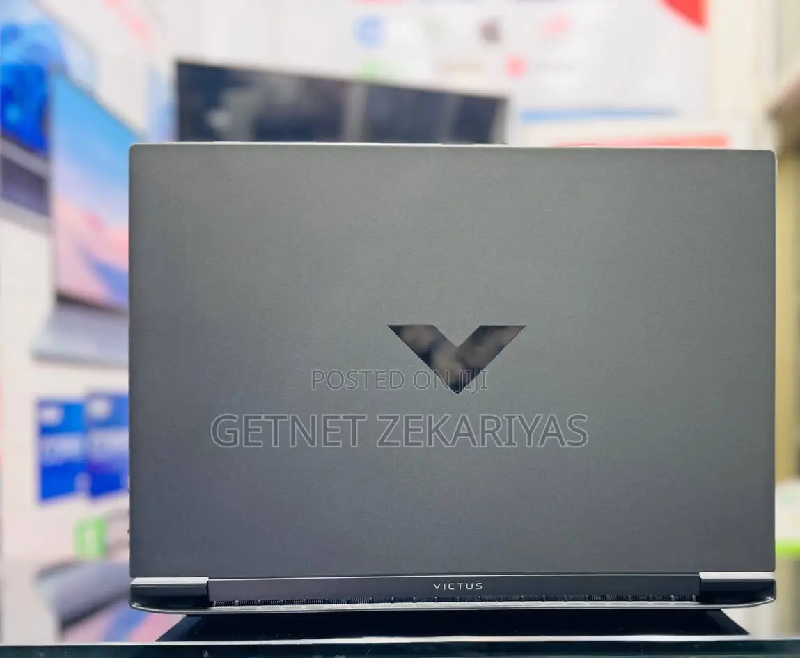 New Laptop HP Victus 15 16GB AMD Ryzen 5 SSD 1T