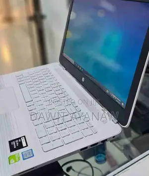 New Laptop HP Pavilion 15 8GB Intel Core I5 SSD 1T