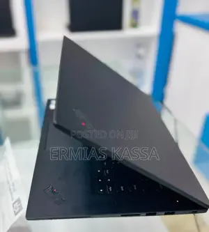 Photo - New Laptop Lenovo ThinkPad X1 Carbon 16GB Intel Core I7 SSD 512GB