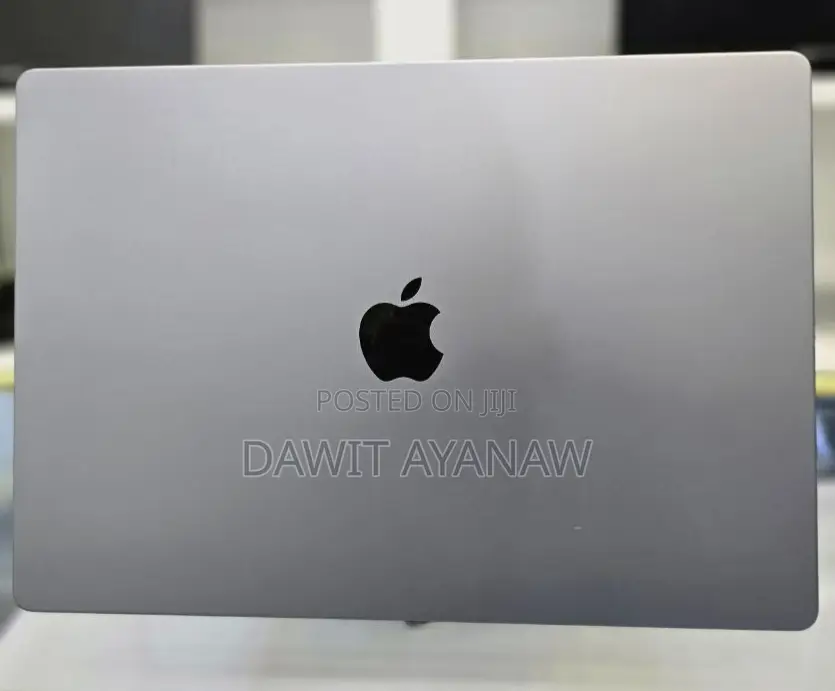 New Laptop Apple MacBook Pro 2019 16GB Intel Core I9 SSD 1T
