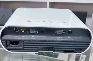 Sony VPL Es7 Projector