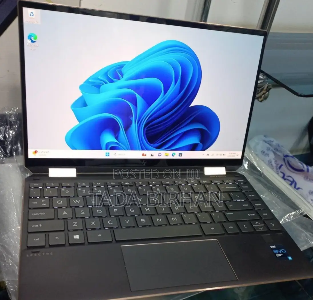 New Laptop HP Spectra 13 12GB Intel Core I5 HDD+SSD 512GB