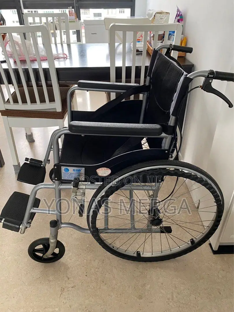 Wheelchair/የጨርቅ ዊልቼር/Wheelchair/Gt Medit
Wheelchair
Foldable