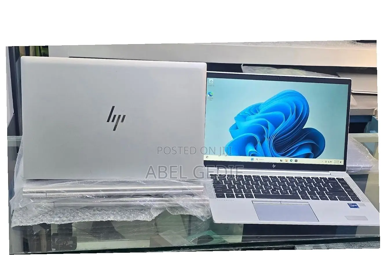 New Laptop HP EliteBook 840 G8 16GB Intel Core I7 SSD 512GB