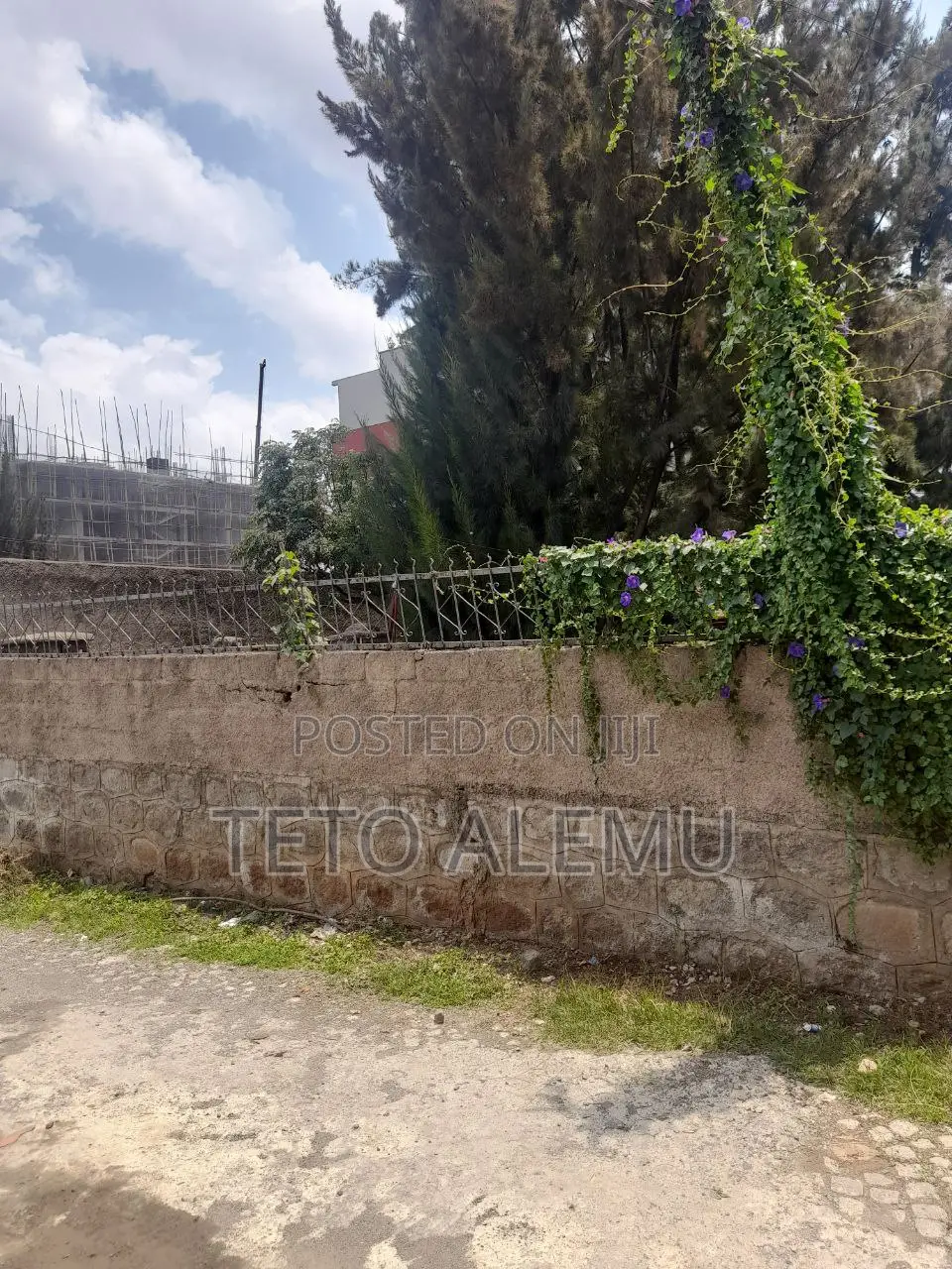 የሚሸጥ ቦታ ቦሌ መስቀል ፍላወር