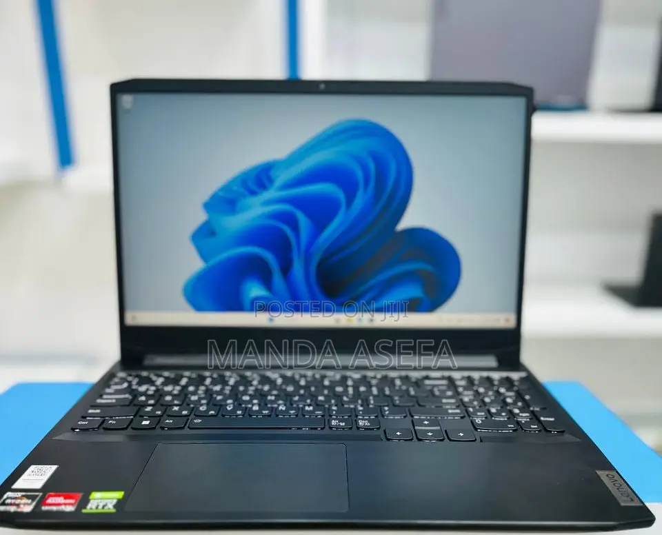 New Laptop Lenovo 16GB AMD Ryzen 5 SSD 512GB