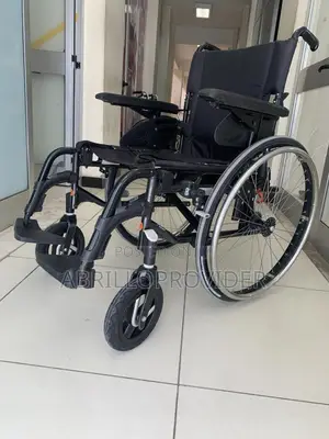 XXL Wheelchair>>Wheelchair<<Wheelchair>Wheelchair<Secondhand