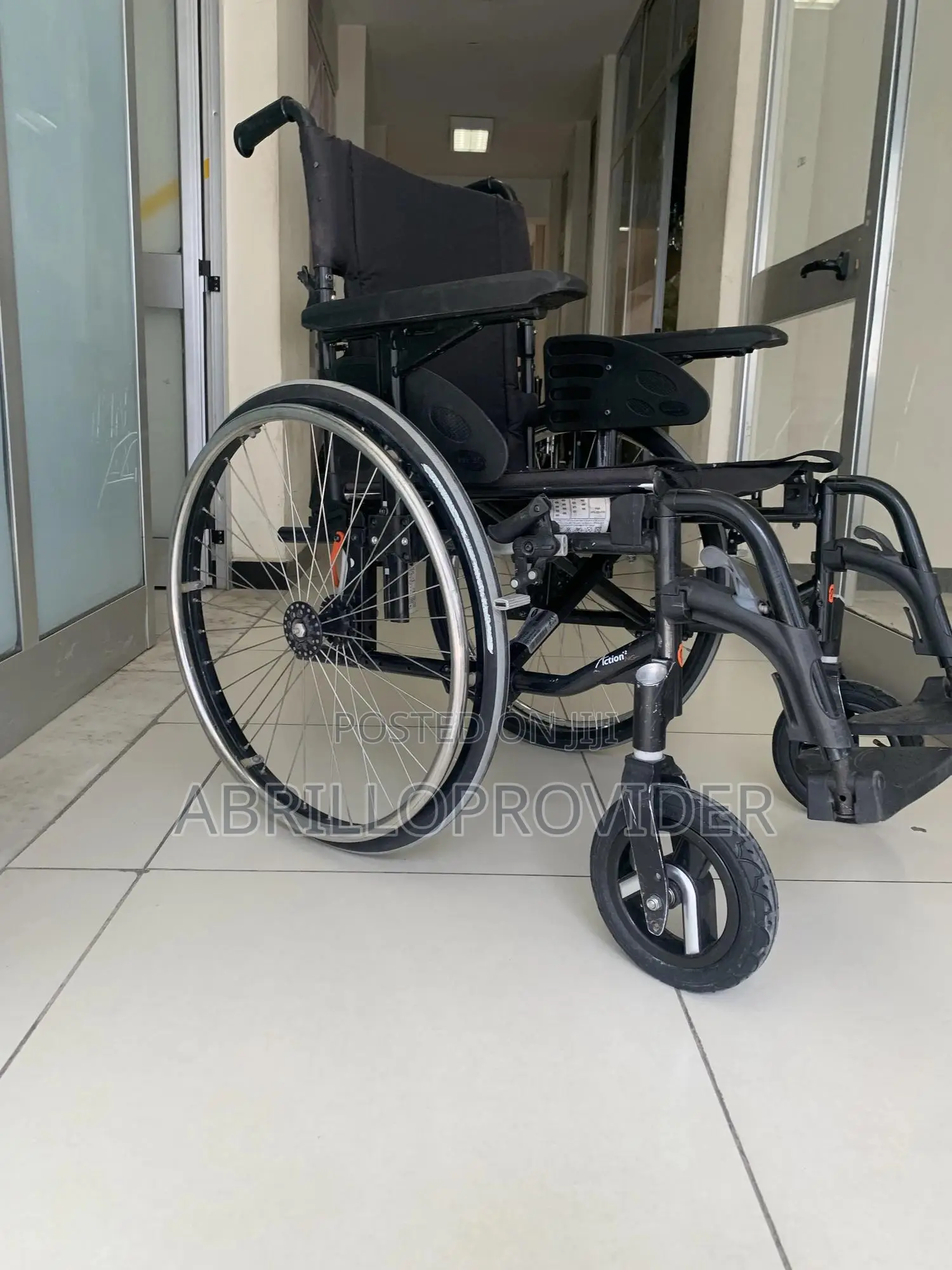 Xtra Large Size Second Europe Standard Wheelchair Wheelchair