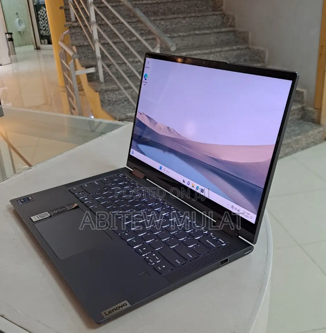 New Laptop Lenovo IdeaPad Yoga 13 16GB Intel Core I7 SSD 512GB