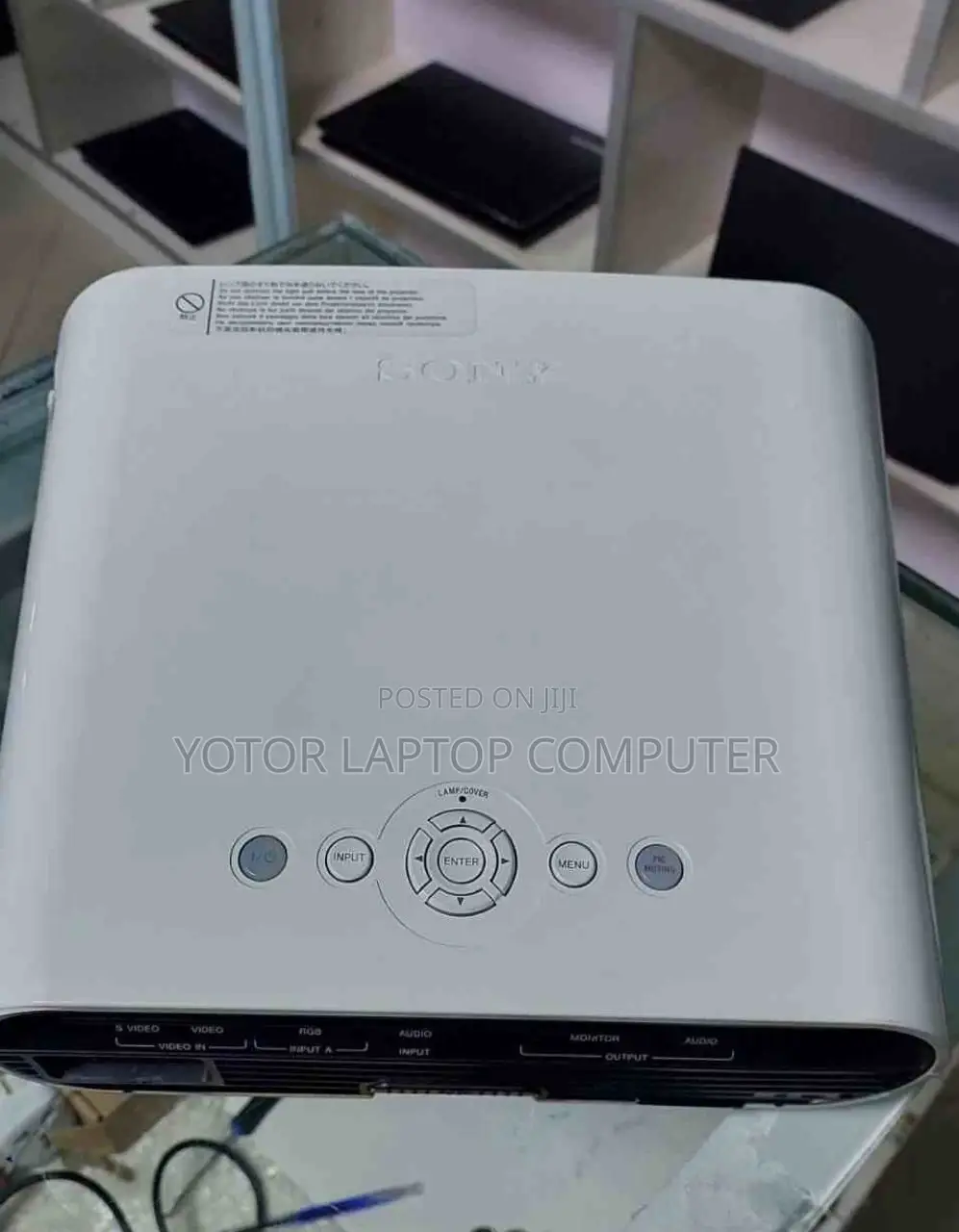 SONY VPL Es7 Projector With in Bag and Remote