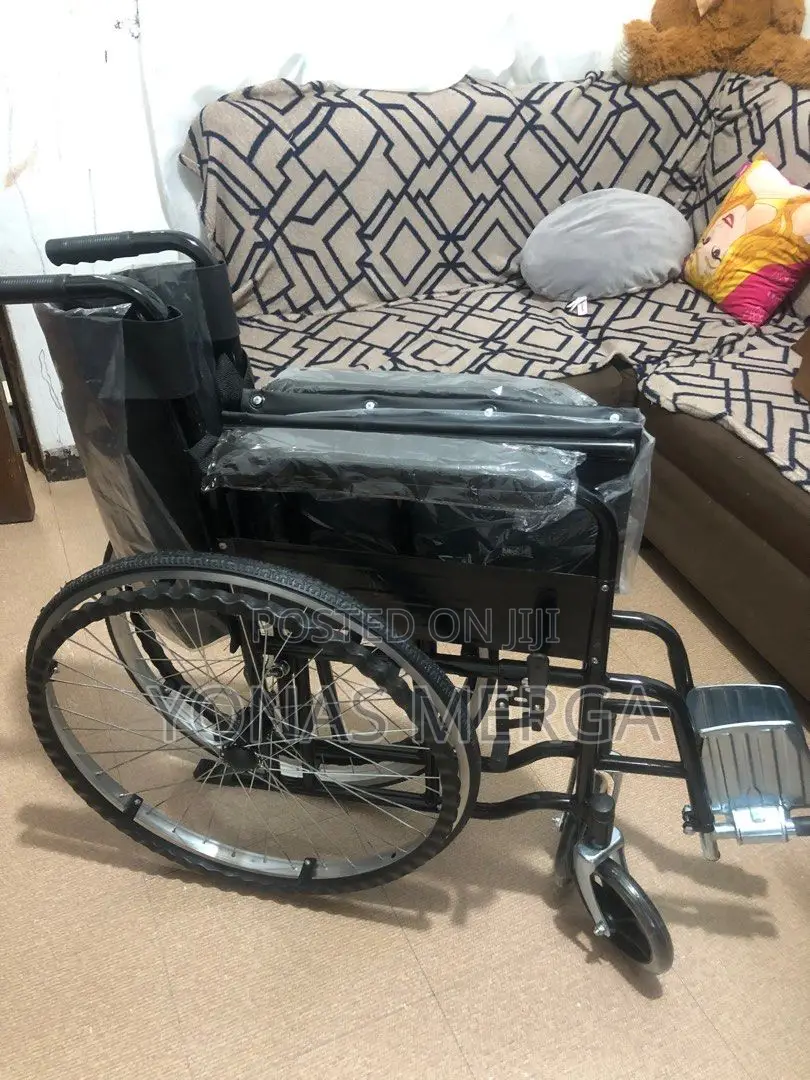 Wheelchair半brand New
天good Quality
喵heavy Duty
Durable/ዊልቼር