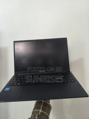 New Laptop Asus VivoBook 15 X505BA 16GB Intel Core I5 SSD 512GB