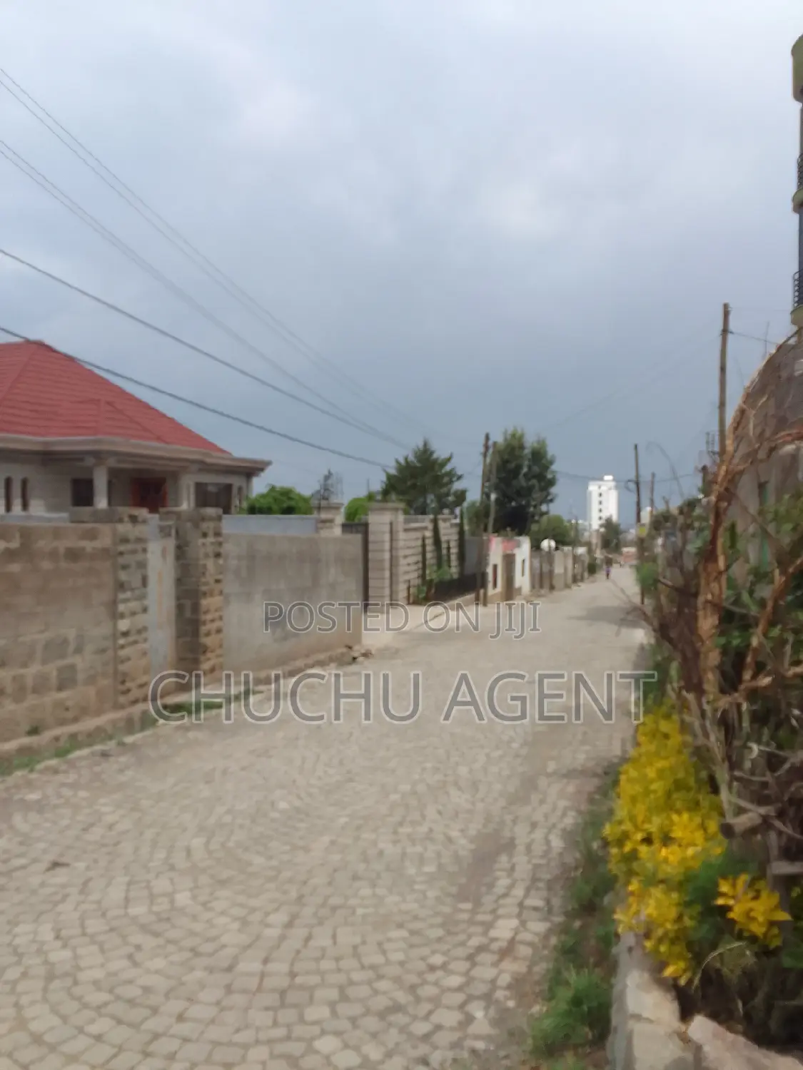 4bdrm House in Yeka for sale