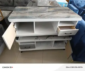 የመሀል ጠረጴዛ/Table