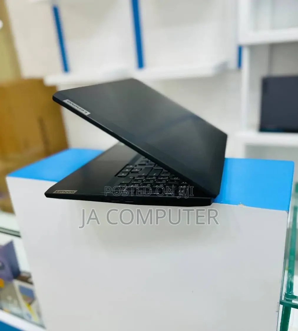 New Laptop Lenovo Ideapad 3 16GB AMD Ryzen 5 SSD 512GB
