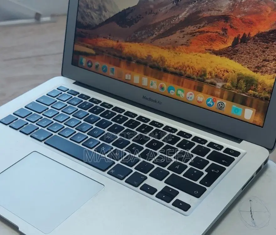 New Laptop Apple MacBook Air 4GB Intel Core I5 SSD 128GB